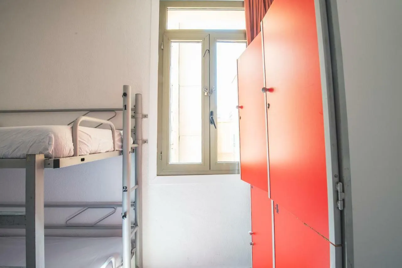 Safestay Barcelona Passeig De Gracia (Adults Only) 0*,